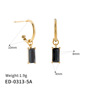 C-shaped stud earrings