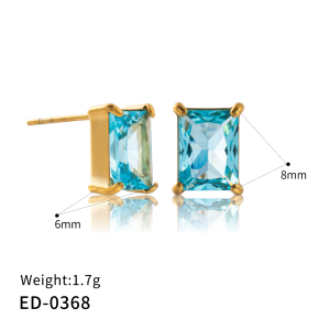 Rectangular gold stud earrings