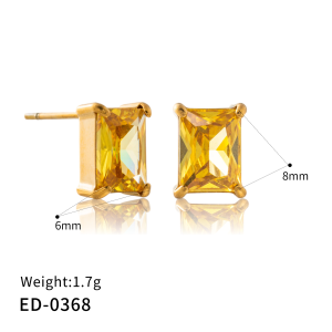 Rectangular gold stud earrings