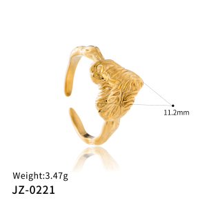 Pleated Heart Ring